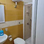 D&m21 לינה וארוחת בוקר